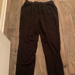 LuluLemon Men’s sweatpants